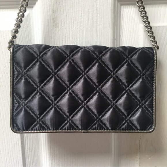 Marc Jacobs Metallic Quilted Shoulder Bag with Chain - Picture 4 of 9